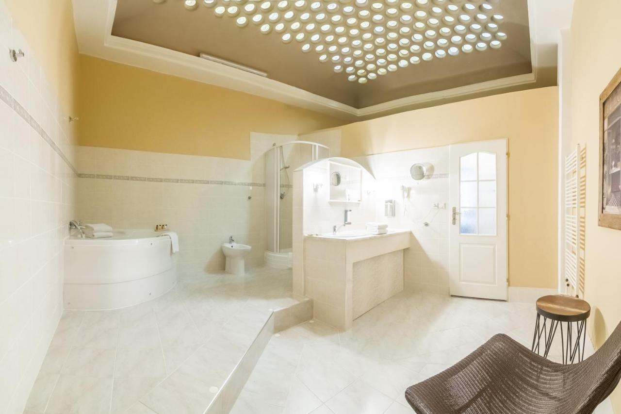 Grandhotel Salva Литомержице Экстерьер фото