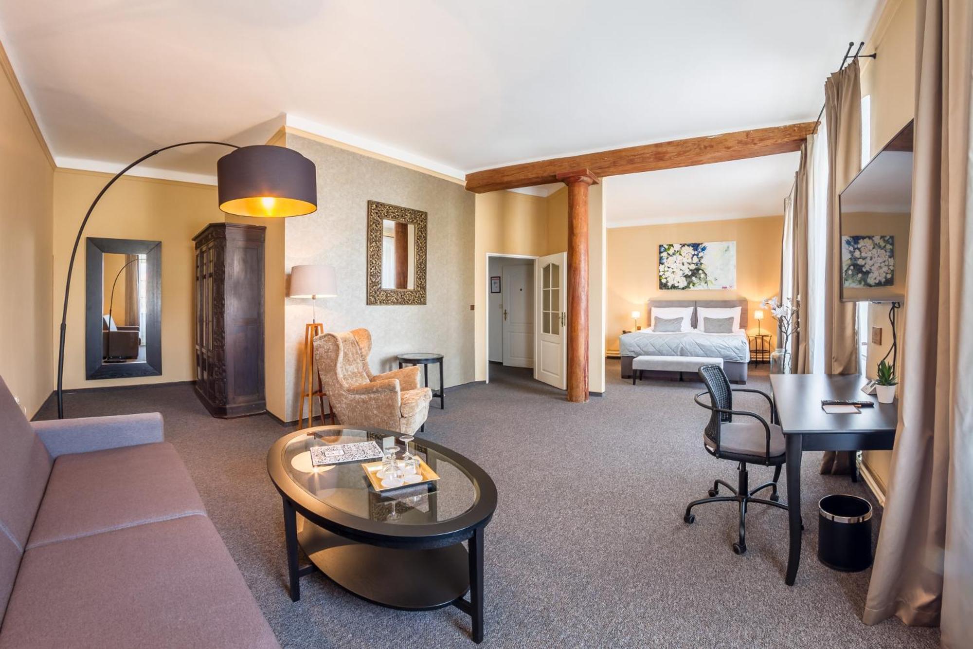 Grandhotel Salva Литомержице Экстерьер фото